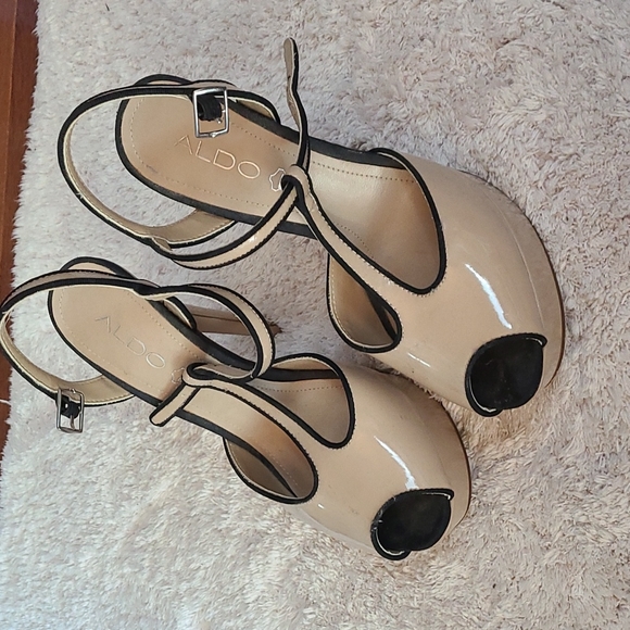 Stilettos - Picture 6 of 8